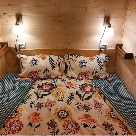 Tiny House Casa Axa Holiday home Paraul Carjei